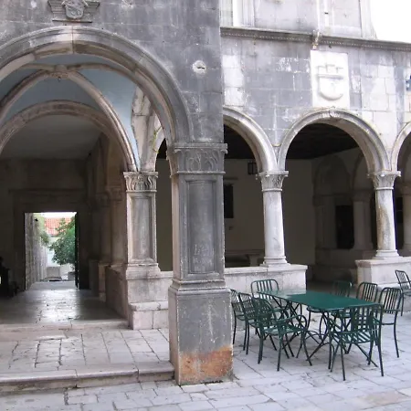 Daire Attic Katic Korčula